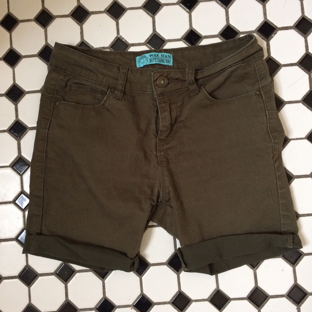 Wax jean booty short